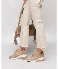 zapatilla acropolis plataforma camel